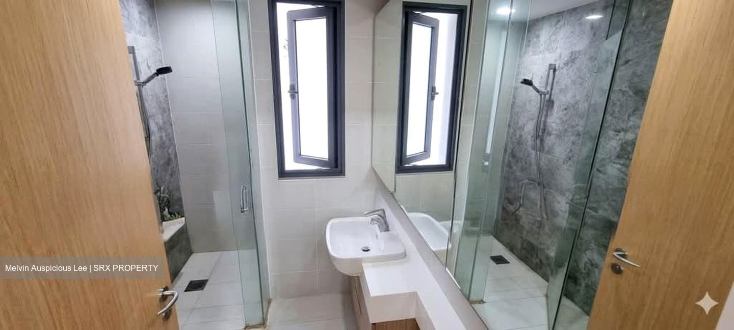 The Lakefront Residences (D22), Condominium #576243991